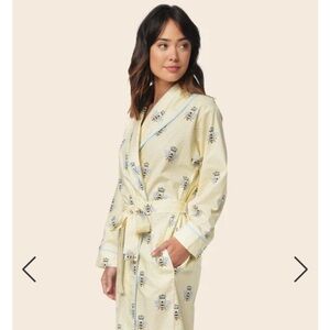 The Cat’s Pajamas Queen Bee Robe